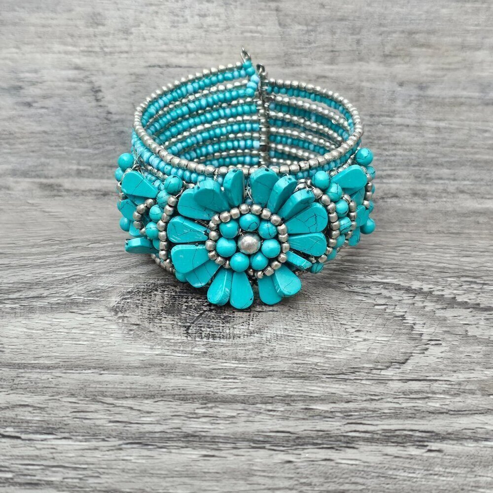 ❤️Western Boho Blue Faux Turquoise Blossom Flower Vintage Beaded Cuff Bracelet - Picture 8 of 8